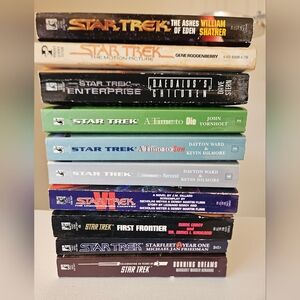 Star Trek Book Lot Of 10 Assorted